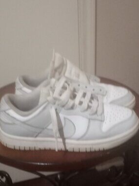 Nike Dunk Low Shoes Womens Size 6 Photon Dust White Sneakers DD1503-103